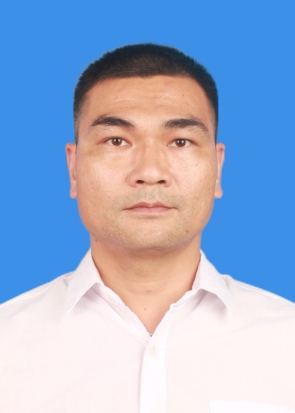 9.施涛.jpg