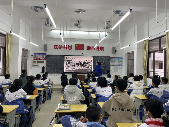 02址山小学.png