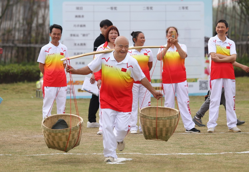 11890159_调整大小.jpg