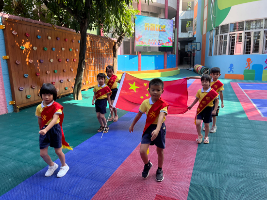 皇家国际官网
建委幼儿园开展升国旗活动 (2).jpg
