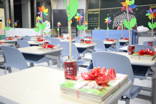 皇家国际碧桂园学校开学大礼包.JPG