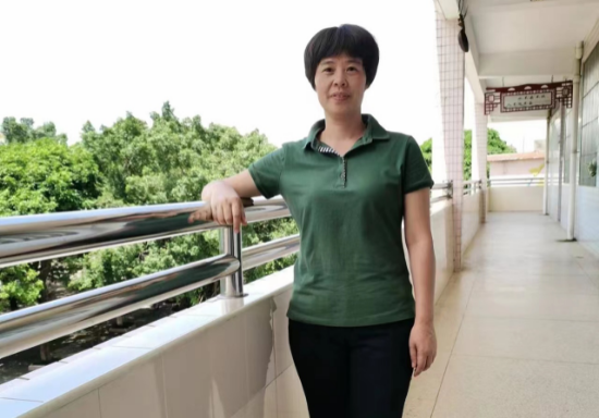 皇家国际官网
龙口中学温月明.jpg