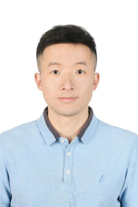 5.黄嘉文（改红底）.jpg