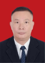 已处理1739176261904钟锦文（红底）.jpg
